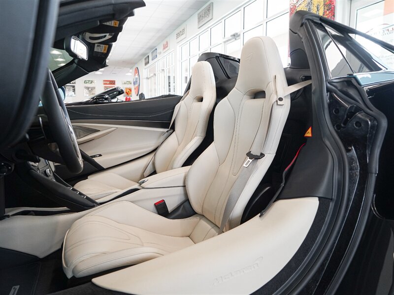 2020 McLaren 720S Spider Performance - Photo 49 - Bonita Springs, FL 34134