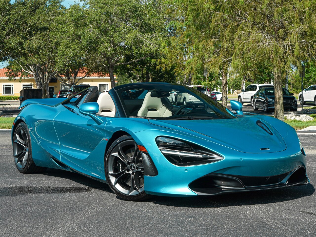 2020 McLaren 720S Spider Performance   - Photo 40 - Bonita Springs, FL 34134