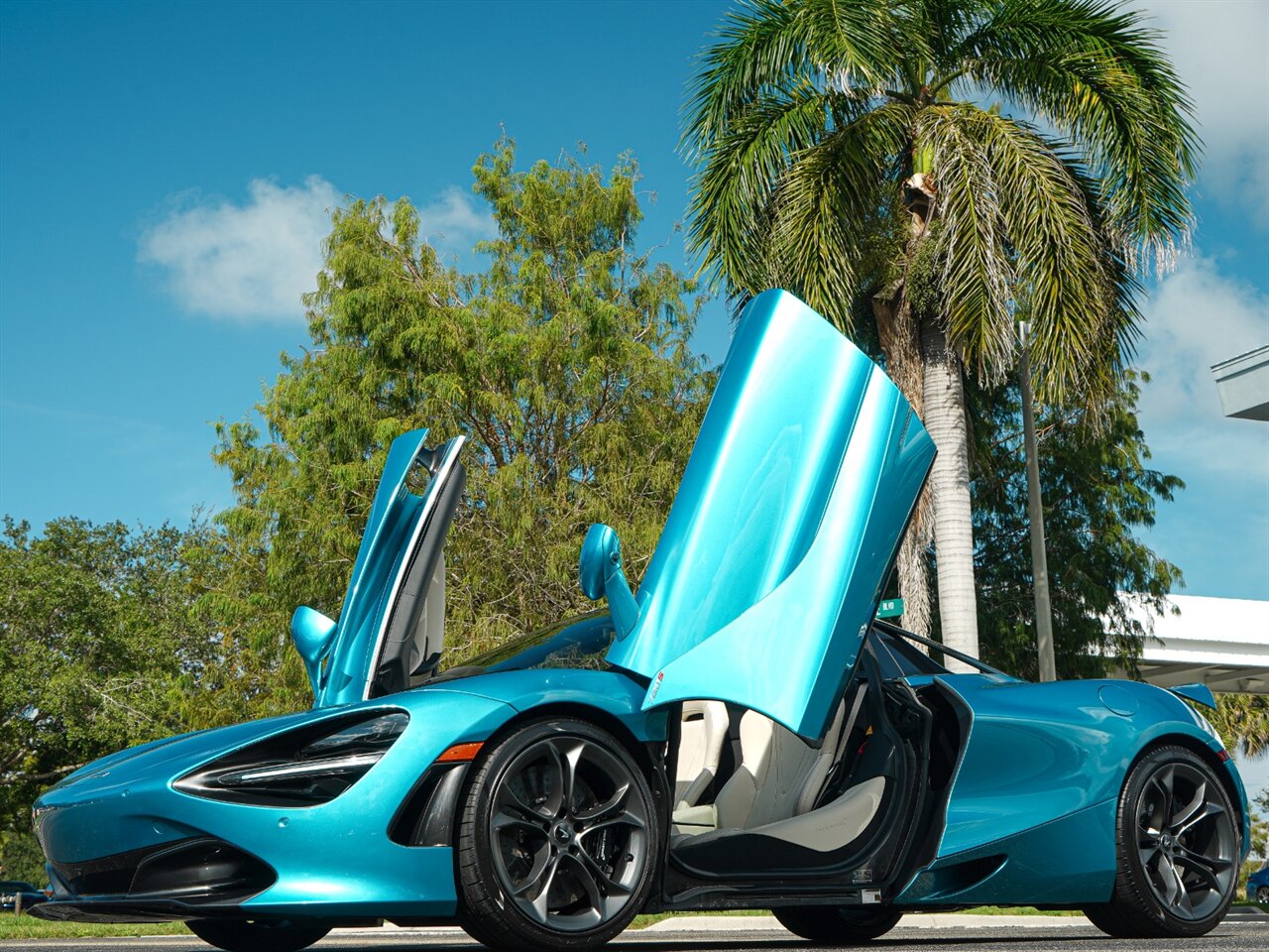 2020 McLaren 720S Spider Performance   - Photo 10 - Bonita Springs, FL 34134