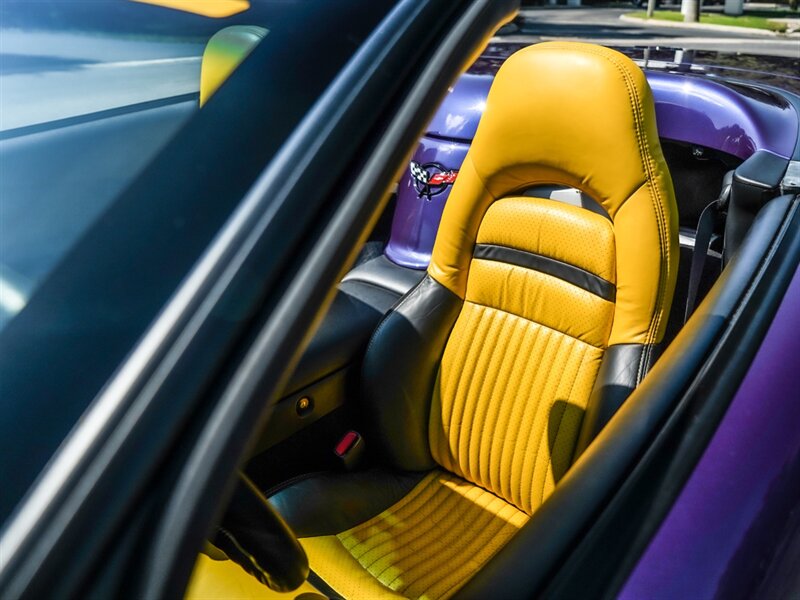 1998 Chevrolet Corvette Pace Car - Photo 8 - Bonita Springs, FL 34134