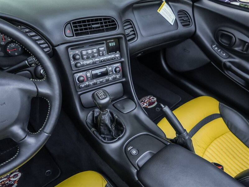 1998 Chevrolet Corvette Pace Car - Photo 15 - Bonita Springs, FL 34134