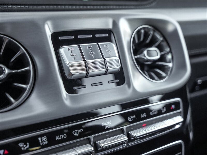 2022 Mercedes-Benz AMG G 63   - Photo 17 - Bonita Springs, FL 34134