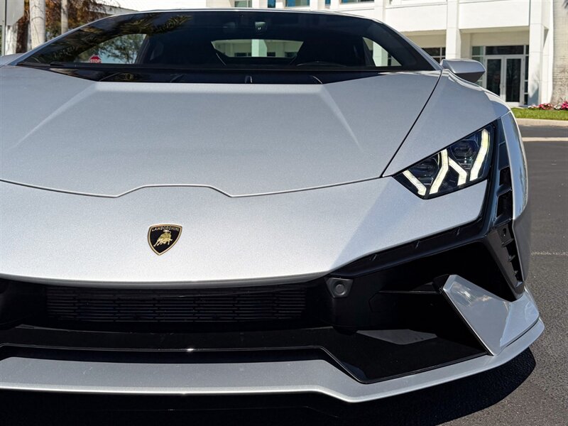 2023 Lamborghini Huracan Tecnica - Photo 4 - Bonita Springs, FL 34134