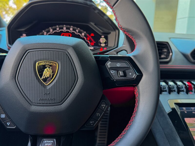 2023 Lamborghini Huracan Tecnica - Photo 34 - Bonita Springs, FL 34134