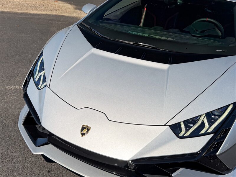 2023 Lamborghini Huracan Tecnica - Photo 5 - Bonita Springs, FL 34134