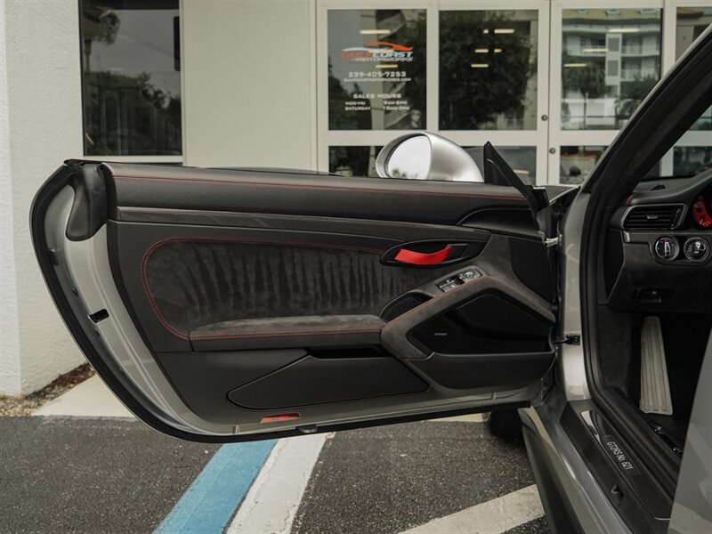 2018 Porsche 911 GT2 RS - Photo 29 - Bonita Springs, FL 34134