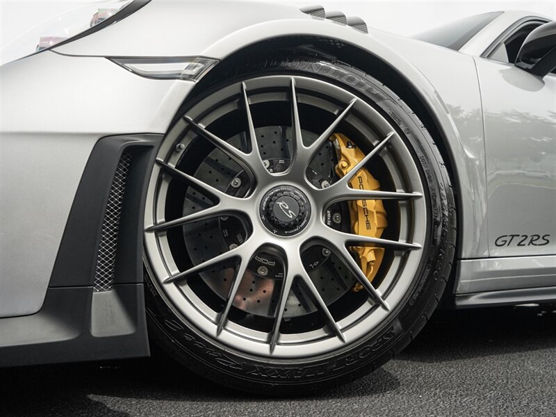 2018 Porsche 911 GT2 RS - Photo 14 - Bonita Springs, FL 34134
