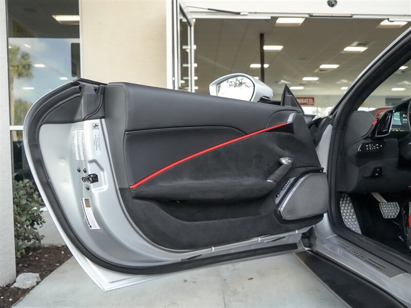 2021 Ferrari Roma   - Photo 19 - Bonita Springs, FL 34134