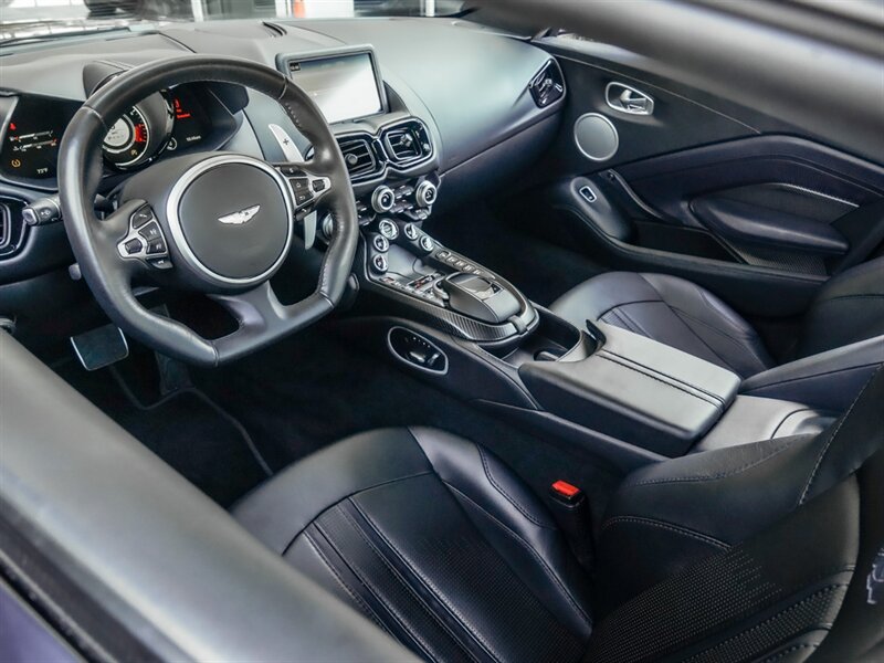 2019 Aston Martin Vantage   - Photo 2 - Bonita Springs, FL 34134