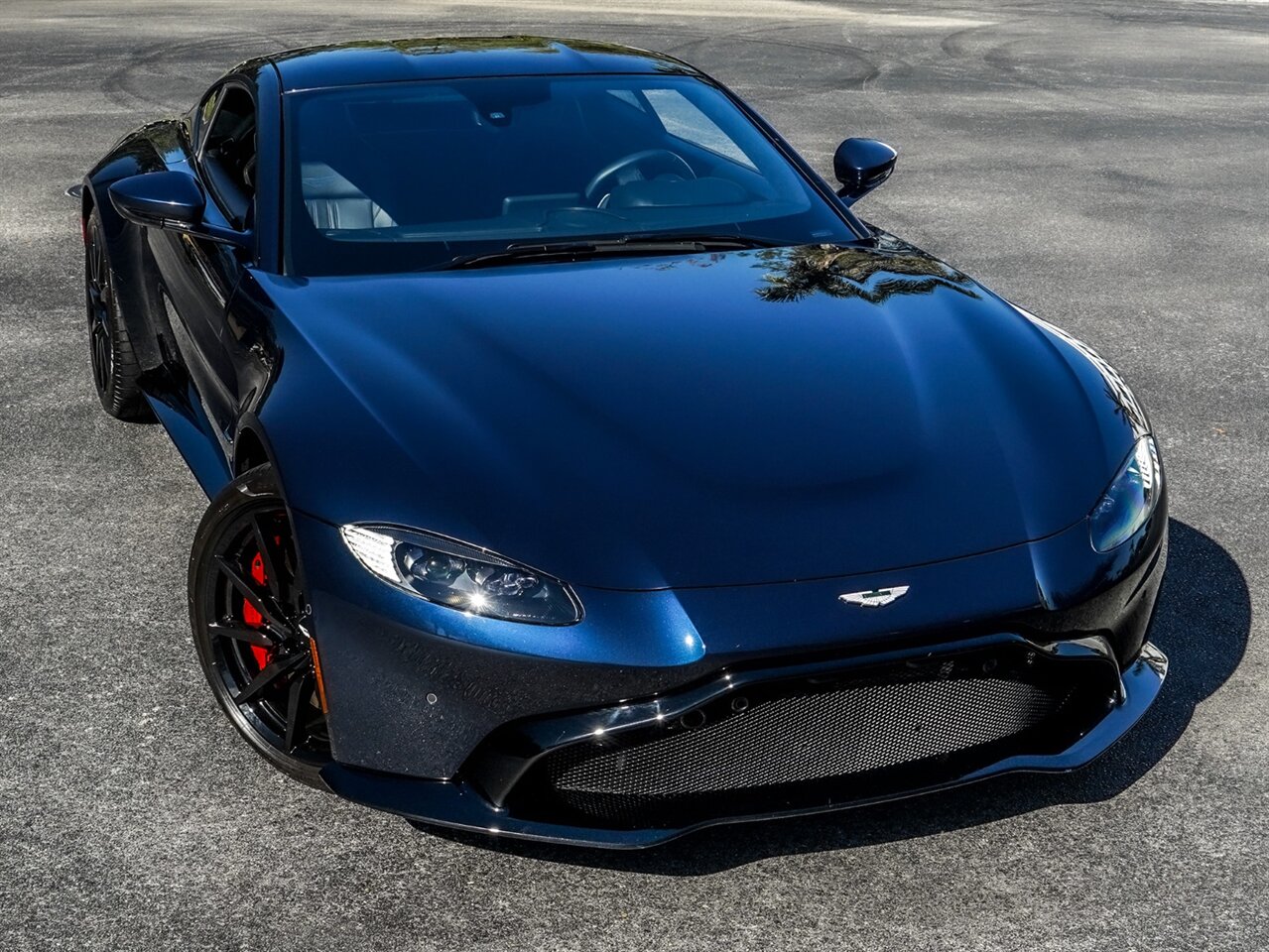 2019 Aston Martin Vantage   - Photo 43 - Bonita Springs, FL 34134