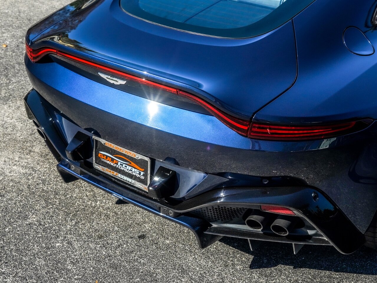 2019 Aston Martin Vantage   - Photo 38 - Bonita Springs, FL 34134