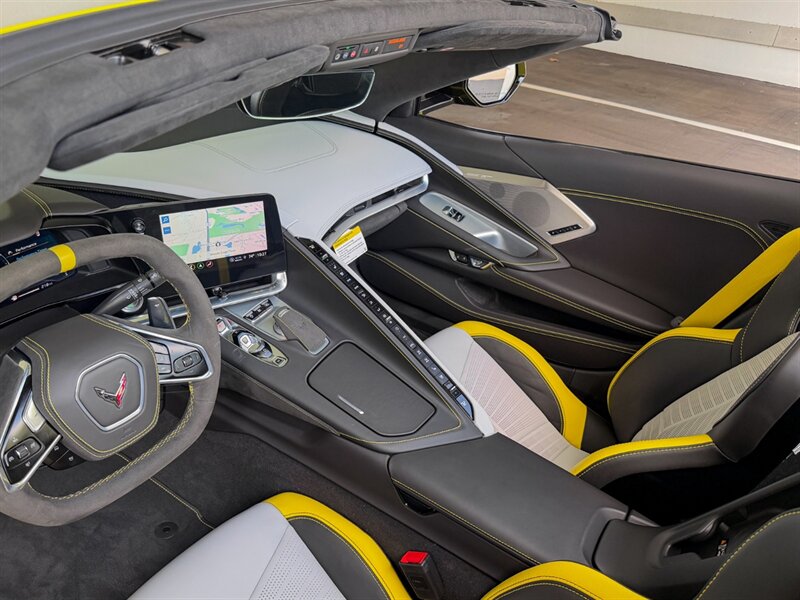 2022 Chevrolet Corvette Stingray   - Photo 14 - Bonita Springs, FL 34134