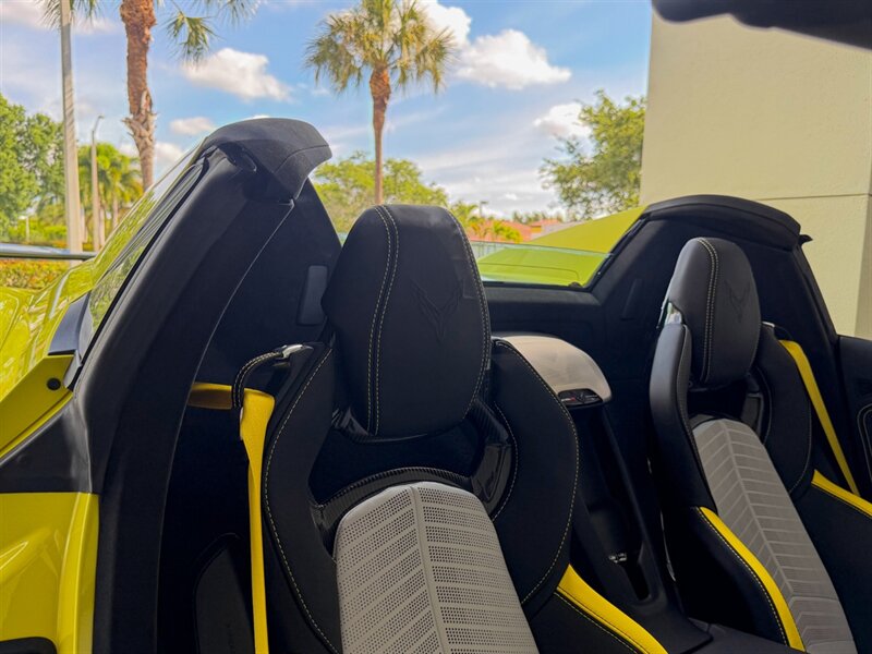 2022 Chevrolet Corvette Stingray   - Photo 32 - Bonita Springs, FL 34134