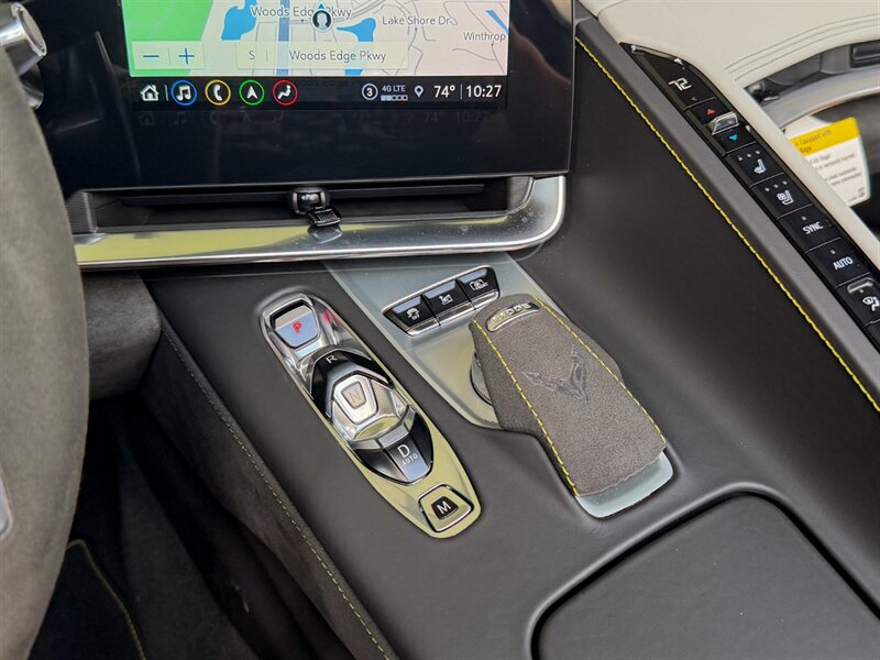 2022 Chevrolet Corvette Stingray   - Photo 16 - Bonita Springs, FL 34134