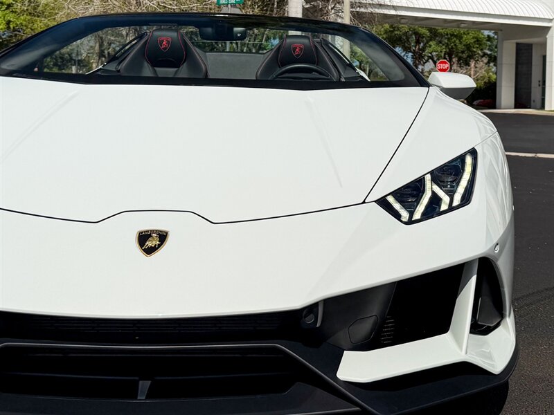 2020 Lamborghini Huracan EVO Spyder   - Photo 3 - Bonita Springs, FL 34134