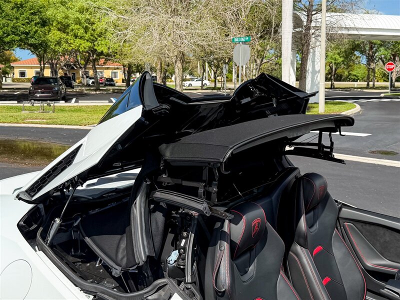 2020 Lamborghini Huracan EVO Spyder   - Photo 68 - Bonita Springs, FL 34134