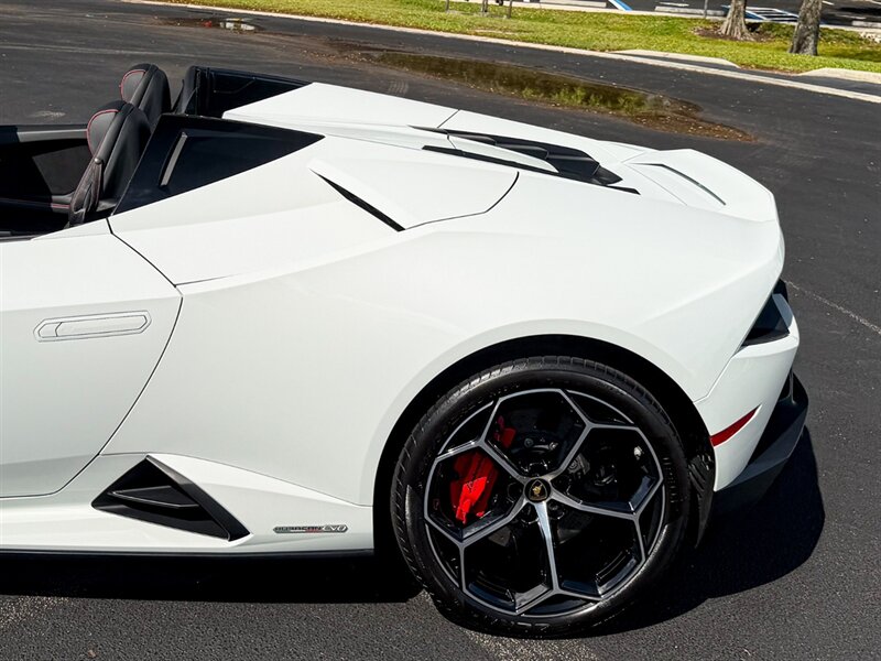 2020 Lamborghini Huracan EVO Spyder   - Photo 45 - Bonita Springs, FL 34134