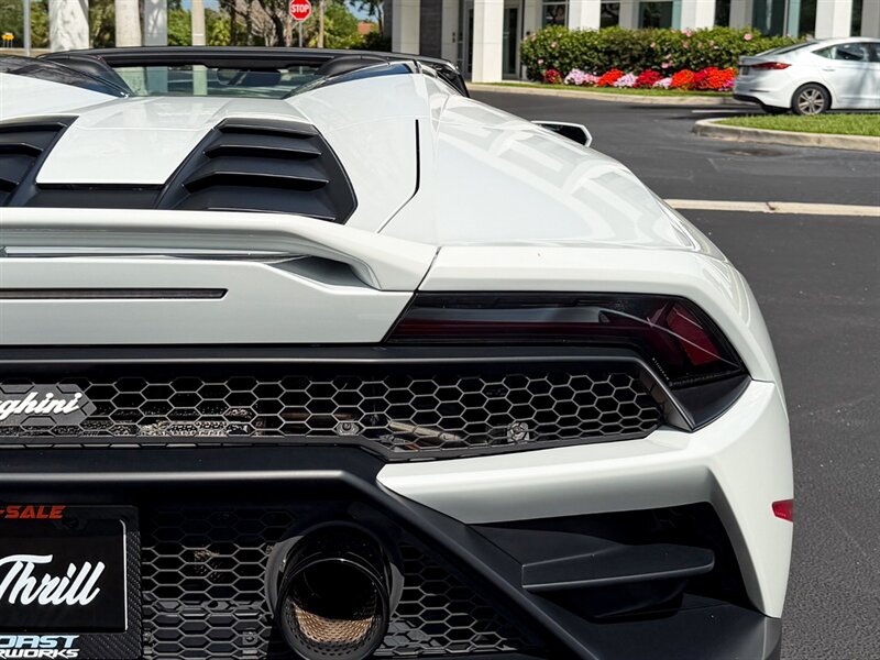 2020 Lamborghini Huracan EVO Spyder   - Photo 56 - Bonita Springs, FL 34134