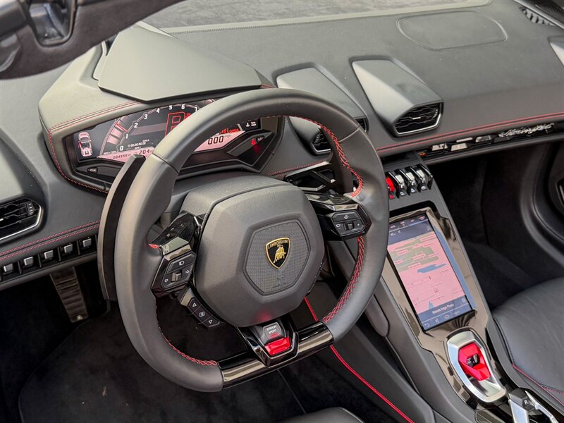 2020 Lamborghini Huracan EVO Spyder   - Photo 30 - Bonita Springs, FL 34134