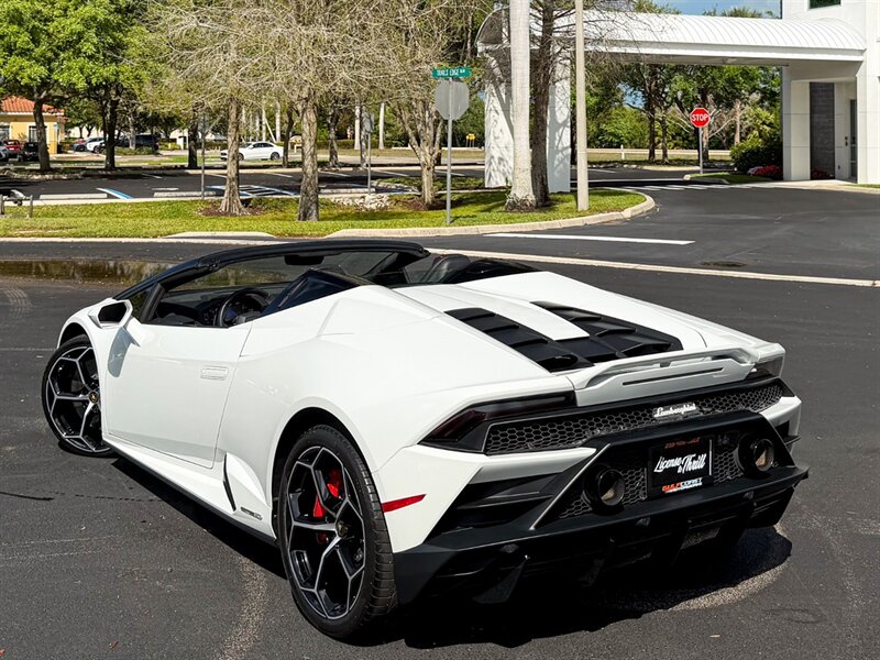 2020 Lamborghini Huracan EVO Spyder   - Photo 46 - Bonita Springs, FL 34134