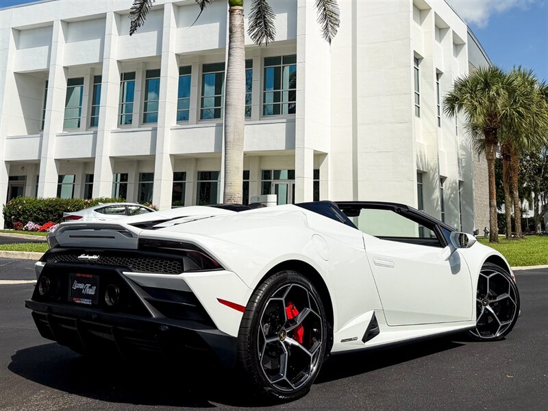 2020 Lamborghini Huracan EVO Spyder   - Photo 59 - Bonita Springs, FL 34134