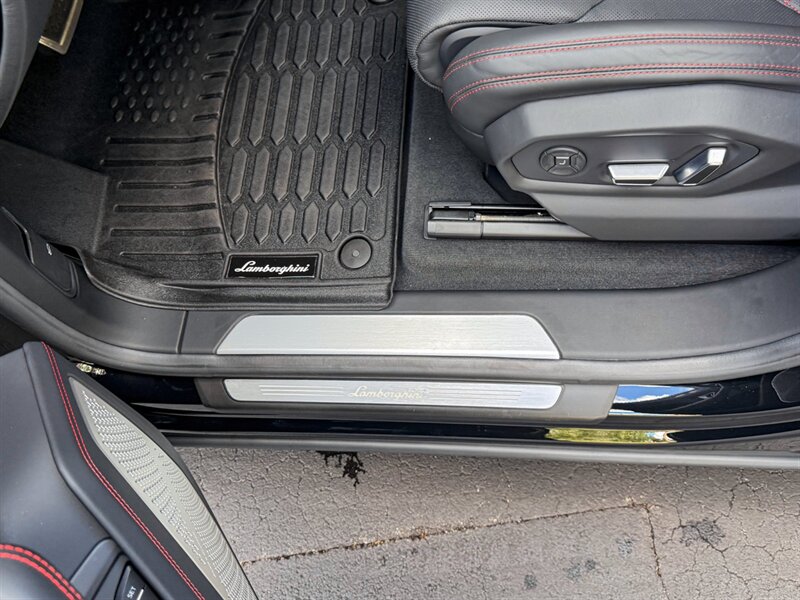 2024 Lamborghini Urus S - Photo 29 - Bonita Springs, FL 34134