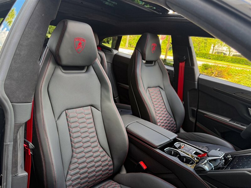 2024 Lamborghini Urus S - Photo 39 - Bonita Springs, FL 34134