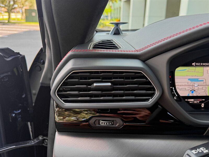 2024 Lamborghini Urus S - Photo 21 - Bonita Springs, FL 34134