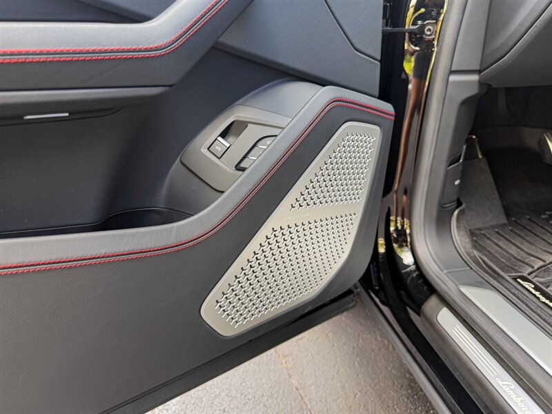 2024 Lamborghini Urus S - Photo 28 - Bonita Springs, FL 34134