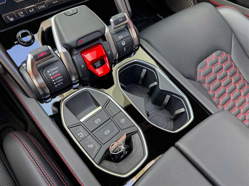 2024 Lamborghini Urus S - Photo 20 - Bonita Springs, FL 34134