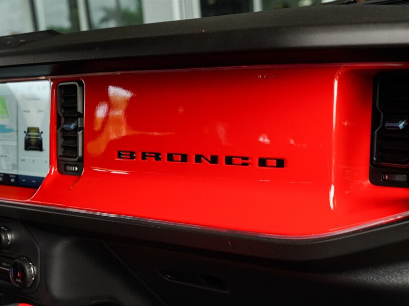 2022 Ford Bronco Wildtrak Advanced - Photo 34 - Bonita Springs, FL 34134