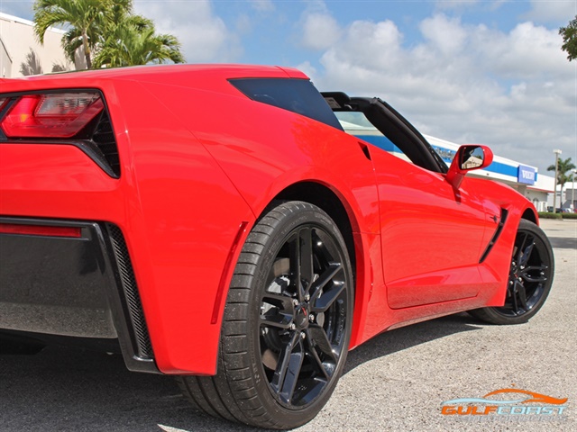 2018 Chevrolet Corvette Stingray   - Photo 15 - Bonita Springs, FL 34134