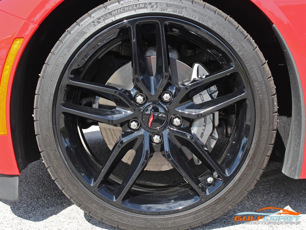 2018 Chevrolet Corvette Stingray   - Photo 12 - Bonita Springs, FL 34134