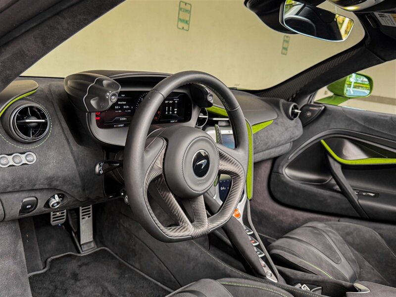 2025 McLaren 750S Spider   - Photo 14 - Bonita Springs, FL 34134