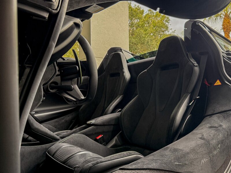 2025 McLaren 750S Spider   - Photo 24 - Bonita Springs, FL 34134