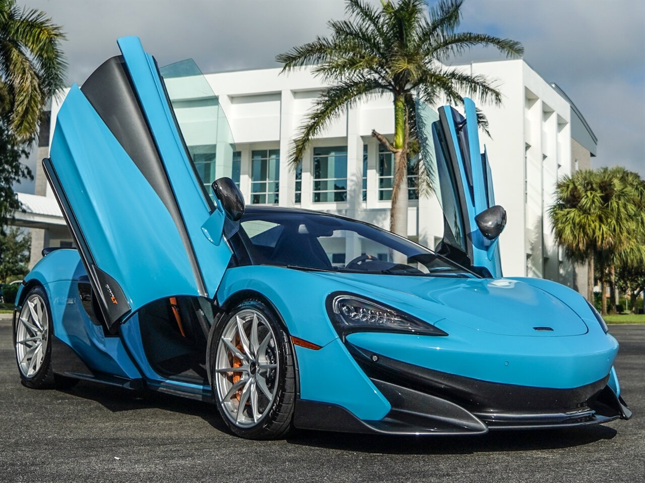 2020 McLaren 600LT Spider   - Photo 45 - Bonita Springs, FL 34134