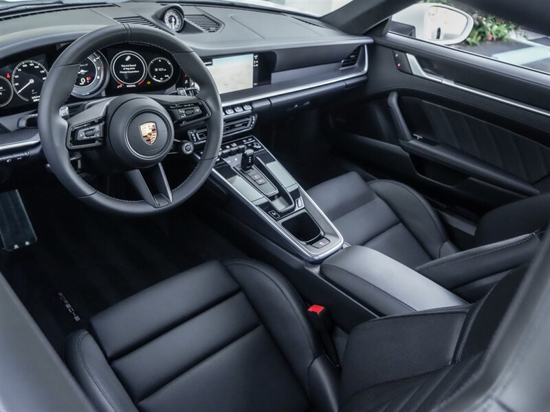 2022 Porsche 911 Turbo S   - Photo 2 - Bonita Springs, FL 34134