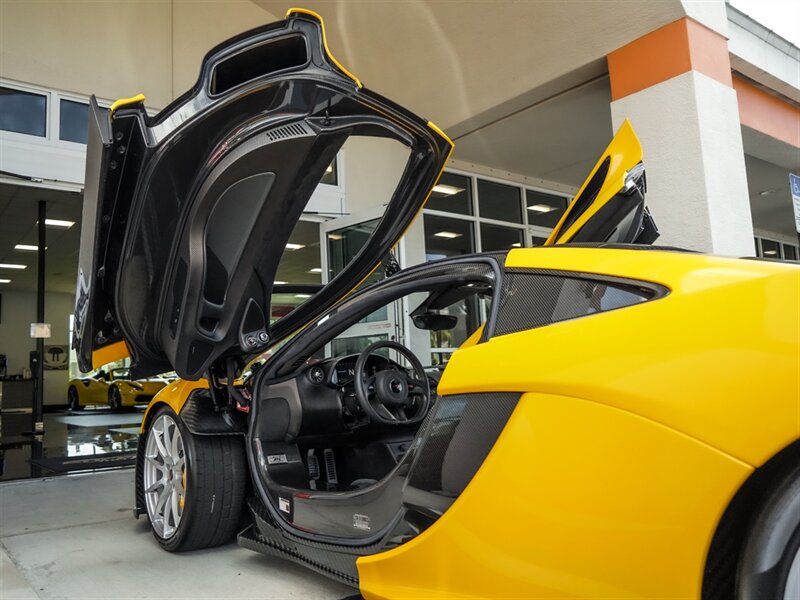 2015 McLaren P1 - Photo 20 - Bonita Springs, FL 34134