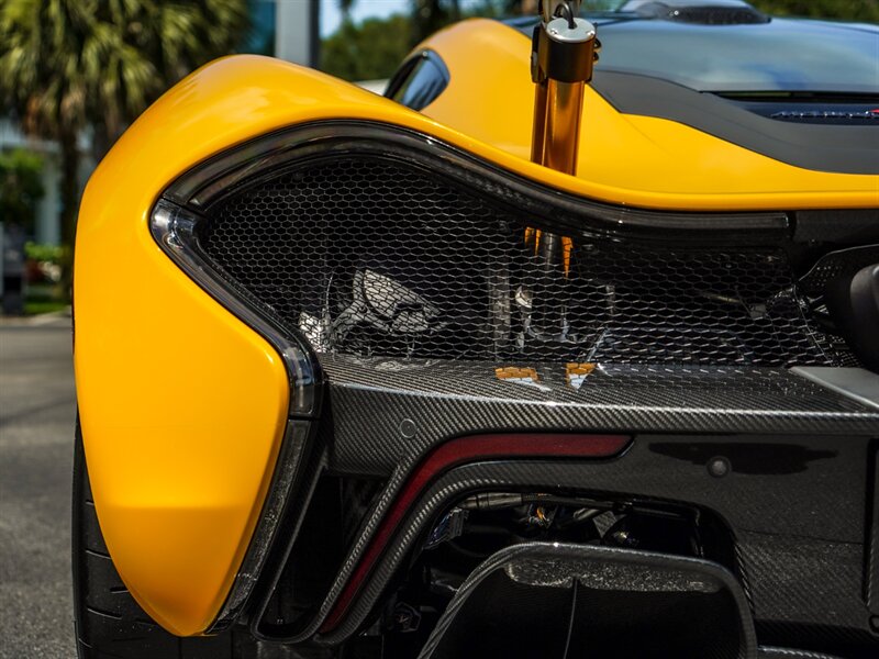 2015 McLaren P1 - Photo 33 - Bonita Springs, FL 34134