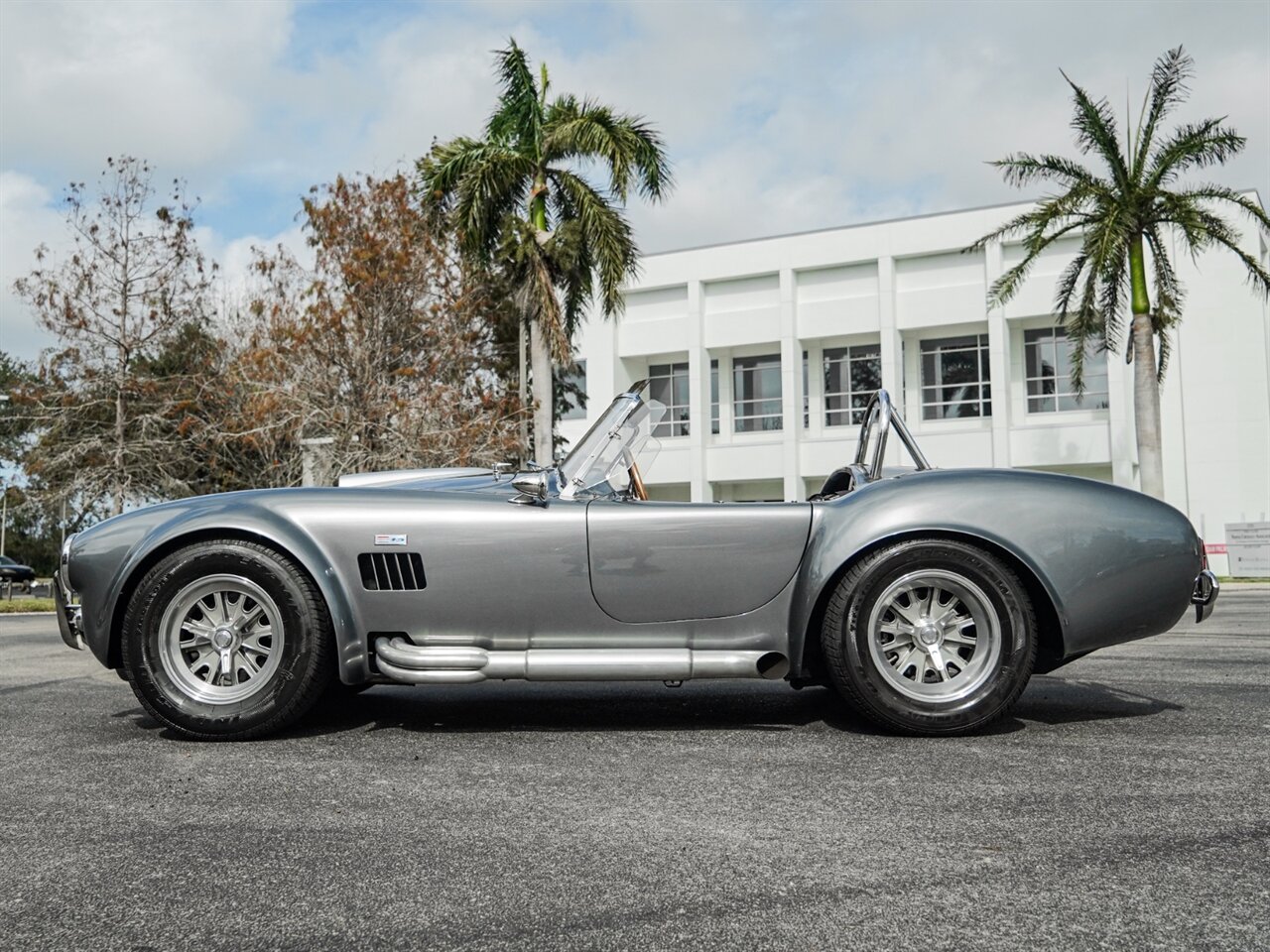 1965 Superformance Shelby Cobra   - Photo 38 - Bonita Springs, FL 34134