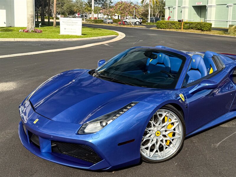 2018 Ferrari 488 Spider   - Photo 8 - Bonita Springs, FL 34134