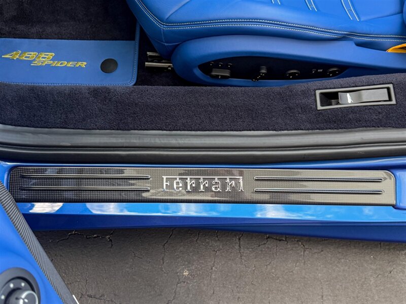 2018 Ferrari 488 Spider   - Photo 23 - Bonita Springs, FL 34134