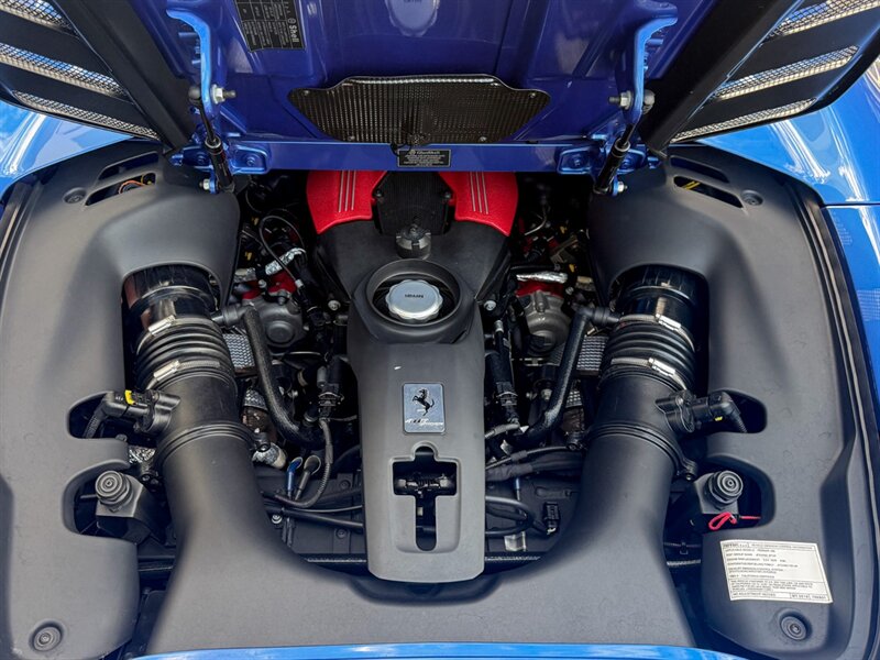 2018 Ferrari 488 Spider   - Photo 34 - Bonita Springs, FL 34134