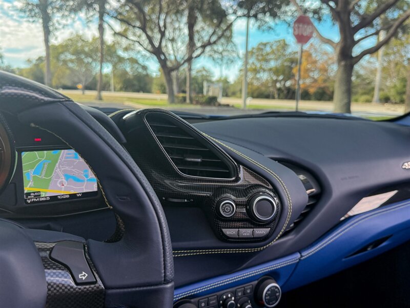 2018 Ferrari 488 Spider   - Photo 16 - Bonita Springs, FL 34134