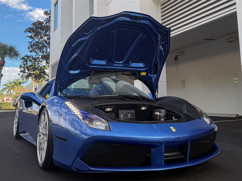 2018 Ferrari 488 Spider   - Photo 36 - Bonita Springs, FL 34134