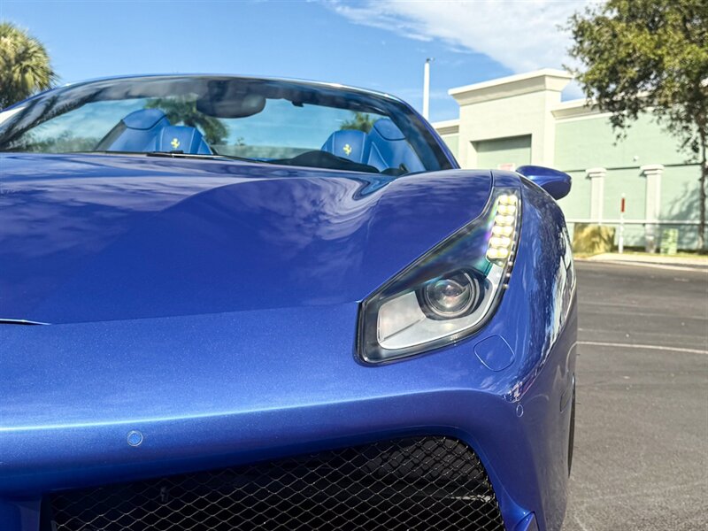 2018 Ferrari 488 Spider   - Photo 3 - Bonita Springs, FL 34134