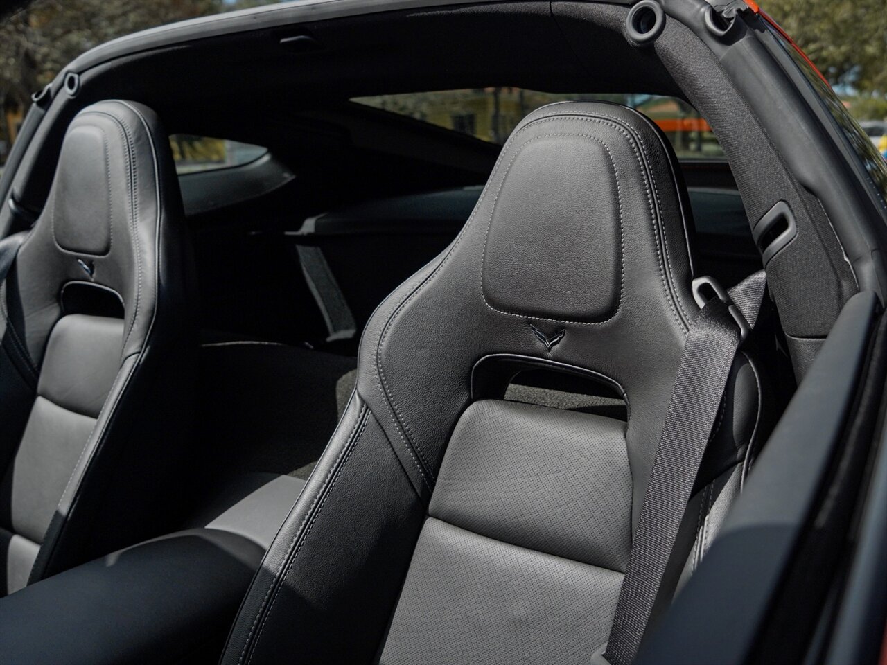 2019 Chevrolet Corvette Stingray   - Photo 11 - Bonita Springs, FL 34134