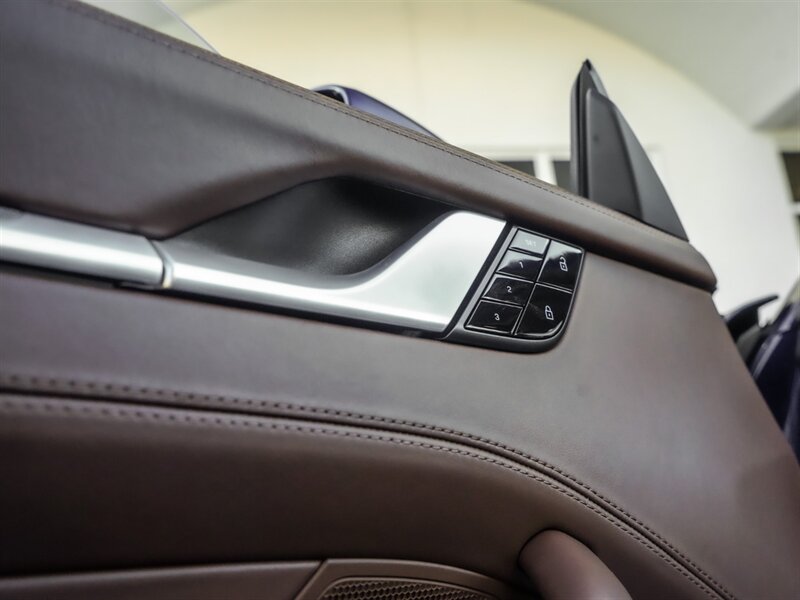 2020 Porsche 911 Carrera 4S - Photo 20 - Bonita Springs, FL 34134