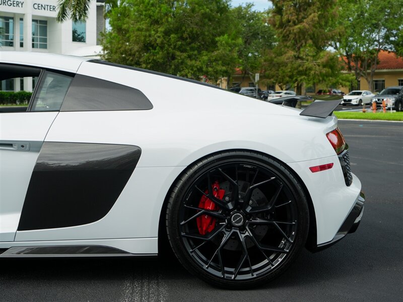 2023 Audi R8 5.2 quattro V10 performan - Photo 45 - Bonita Springs, FL 34134