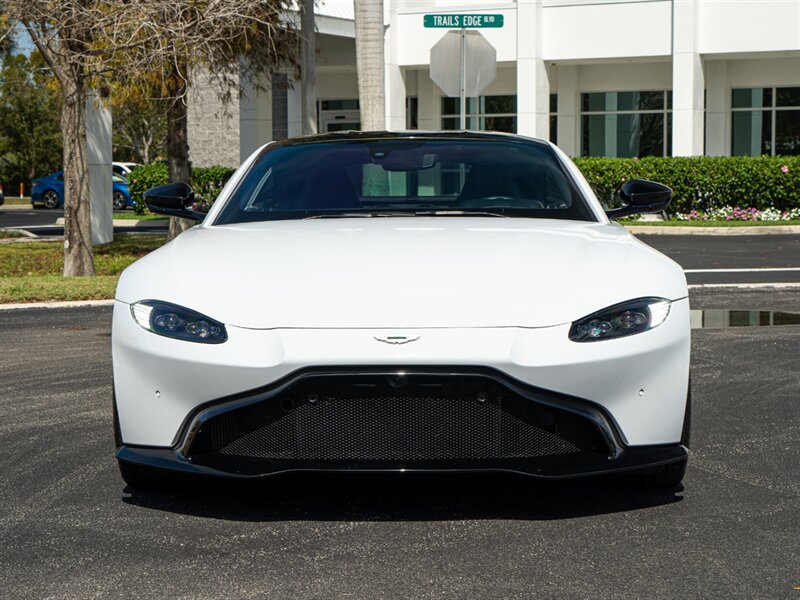 2019 Aston Martin Vantage   - Photo 4 - Bonita Springs, FL 34134